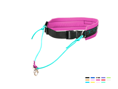 The Freespirit belt can be used in various activities such as hiking or running. The belt is super light, well padded with water